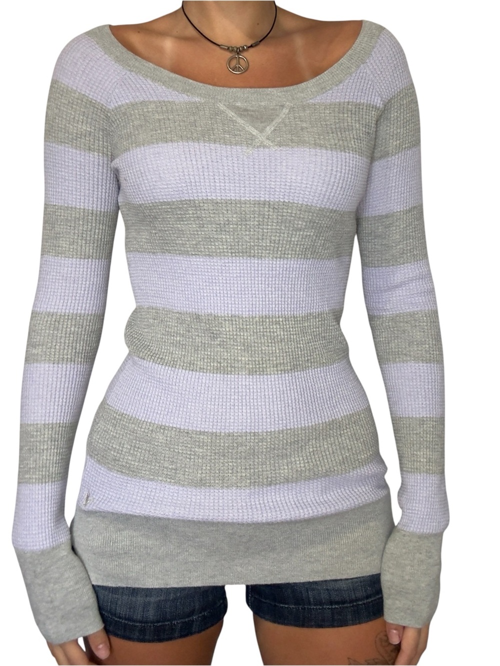 Y2K American Eagle Striped Lavender & Gray Lightweight Knit fitted Sweater